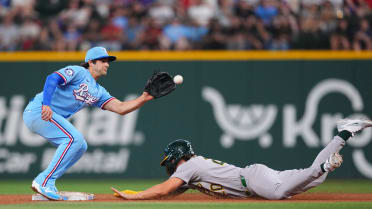 Zack Gelof steals second base