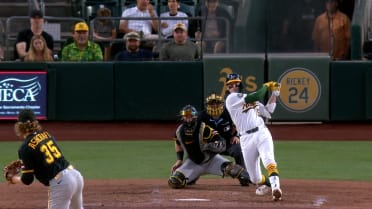 Jacob Wilson impulsa 2 con hit
