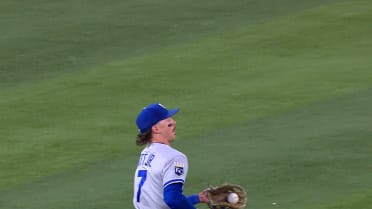 Bobby Witt Jr.'s nice running catch