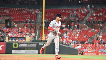 Brayan Rocchio pega jonrón de dos carreras