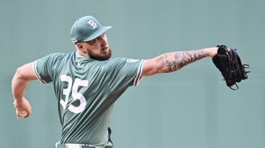 Garrett Crochet strikes out seven over 8 1/3 innings