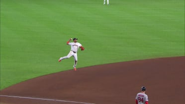 Isaac Paredes makes play at third to end inning