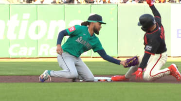 Mitch Garver nabs Willy Adames at second after review