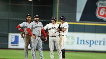 Astros consiguen revertir un doble play