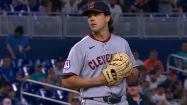 Joey Cantillo poncha a nueve Marlins