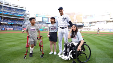 Yankees honor Dancing Dreams