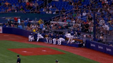 Rays ballboy makes a great catch
