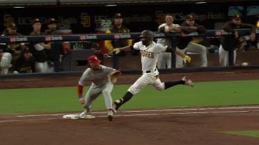 Xander Bogaerts ruled safe after challenge