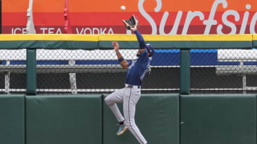 Chandler Simpson's nice leaping catch