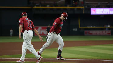 Tim Tawa's solo home run (7)