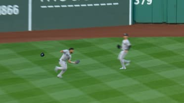 Jasson Domínguez's running catch