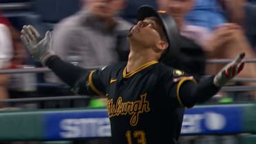 Endy Rodríguez's three run homer (4)