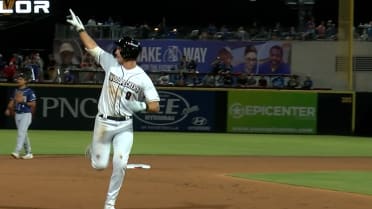Xavier Neyens' solo home run