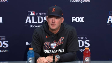 A.J. Hinch talks Troy Melton, bullpen in Game 1 win