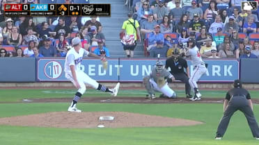 Jack Brannigan singles on a line drive to left fielder Wuilfredo Antunez. Duce Gourson scores. Derek Berg scores. Lonnie White Jr. to 2nd.