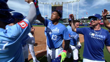 Salvador Perez's walk-off single