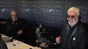Giants honor Mike Krukow and Duane Kuiper
