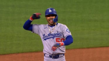 Mookie Betts' RBI double | 05/03/2025 | Los Angeles Dodgers