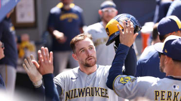 Brice Turang's solo home run (16)