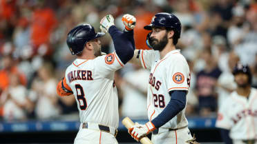 Christian Walker's solo home run (11)