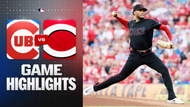 Greene, De La Cruz propel Reds to 4-0 victory