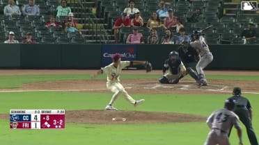 Jason Schiavone singles on a line drive to left fielder Yeison Morrobel. Kenni Gomez scores. Alberto Hernandez to 3rd.