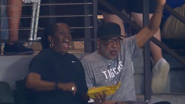 Justyn-Henry Malloy's parents react to homer