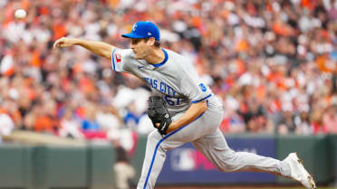 Seth Lugo whiffs six Orioles in Game 2