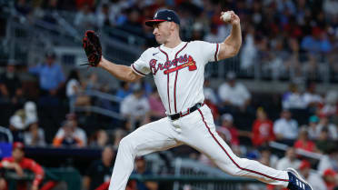 Brent Suter's scoreless 10th inning