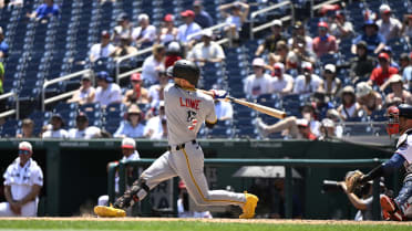 Brandon Lowe's two-run single
