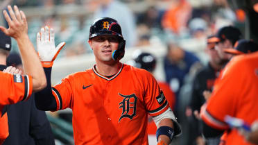 Spencer Torkelson's solo homer (28)