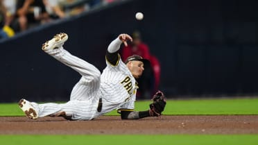 Manny Machado's diving play