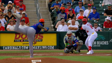 Nelson Velázquez's two-run home run