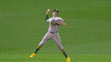 Jacob Wilson's impressive jumping throw