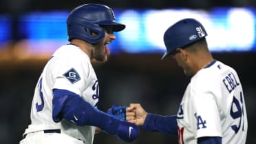 Max Muncy despacha tres jonrones 