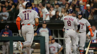 Astros come back with eight runs in 6th