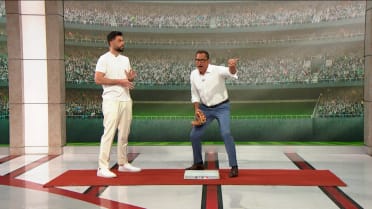 Teaching Moments with Mark DeRosa and Eric Hosmer