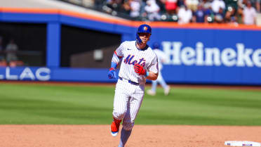 Brett Baty's solo homer (9)