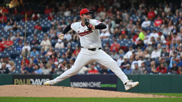 Gavin Williams strikes out Brett Bateman