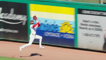 Justin Crawford's leaping catch