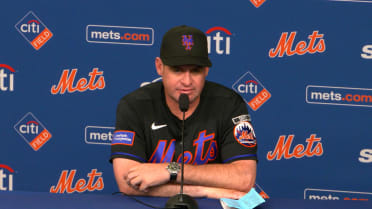 Carlos Mendoza discusses Mets' defense in loss