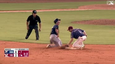 David García's strong throw