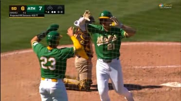 Tyler Soderstrom pega jonrón de dos carreras