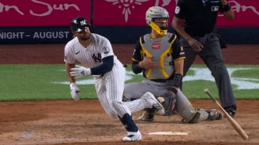 Jasson Domínguez da la ventaja con doble