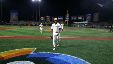 José Quintana lanza tres entradas en blanco