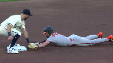 Ryan Jeffers nabs Jackson Holliday after review