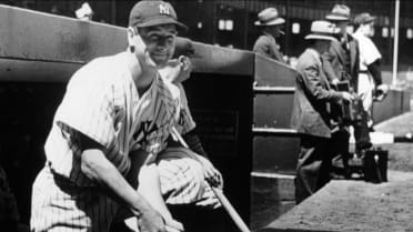 Reds honor Lou Gehrig with pregame tribute