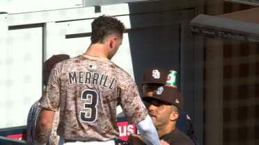 Padres pull a classic bubble gum hat prank