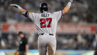Jonrón de Austin Riley para la ventaja