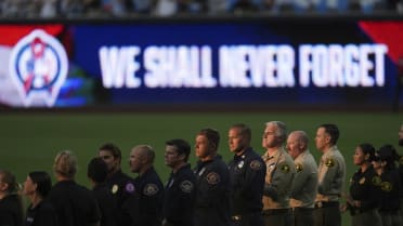 Rockies, Padres remember 9/11, honor first responders
